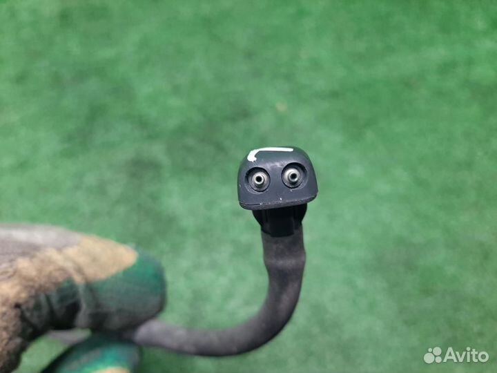 Форсунка омывателя комплект Subaru Forester SG/S1