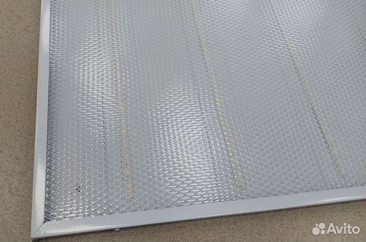 Светодиодный офисный светильник аналог 4х18