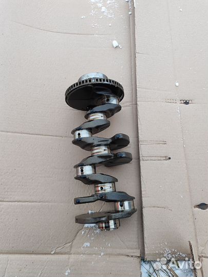 Коленвал VW passat b7