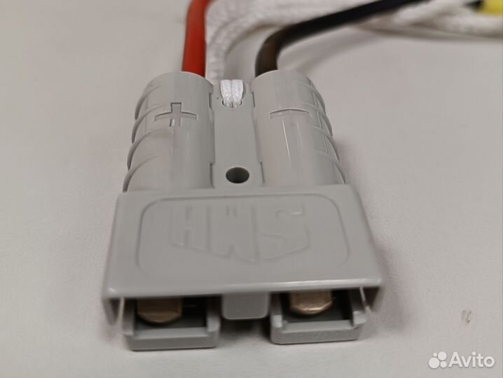 Штекер аккумуляторной батареи APC Smart-UPS