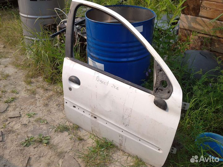 Дверь передняя пежо 206