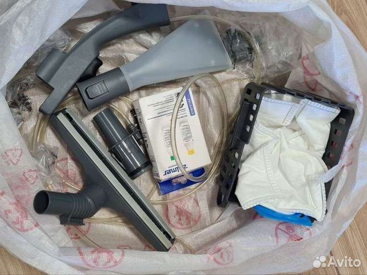 Пылесос Zelmer моющий