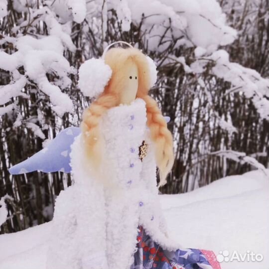 Снегурочка или зимний ангел