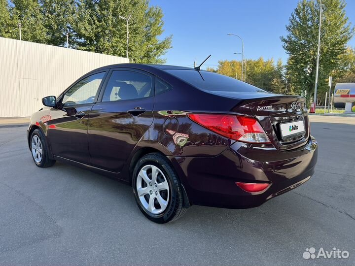 Hyundai Solaris 1.6 AT, 2012, 196 000 км