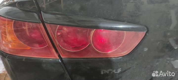 Фонарь задний левый mitsubishi lancer 10