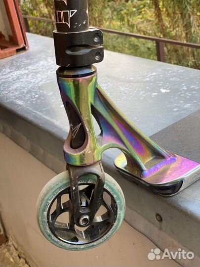 Трюковой самокат blunt