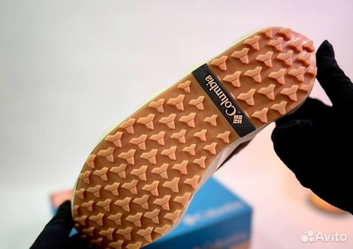 Кроссовки Columbia модные