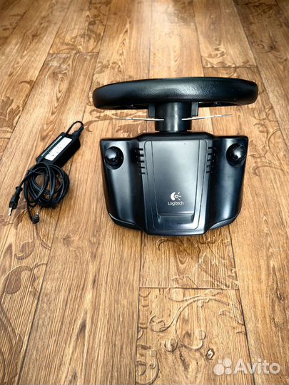 Игровой руль logitech g25