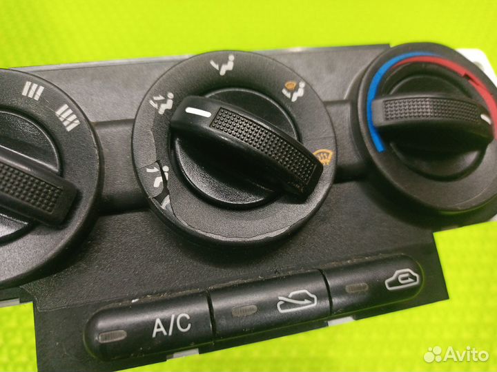 Блок управления отопителем Kia Spectra 2009 Седан