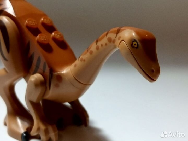 Lego фигурка огромный динозавр