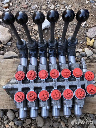 Гидрораспределитель