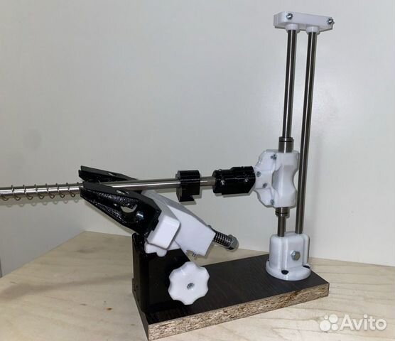 Точилка Grom v II с поворотным механизмом