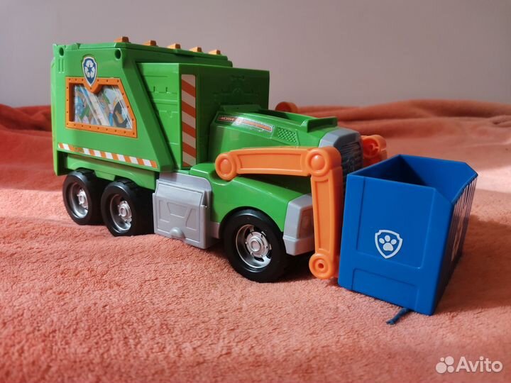 Грузовик - мусоровоз Рокки