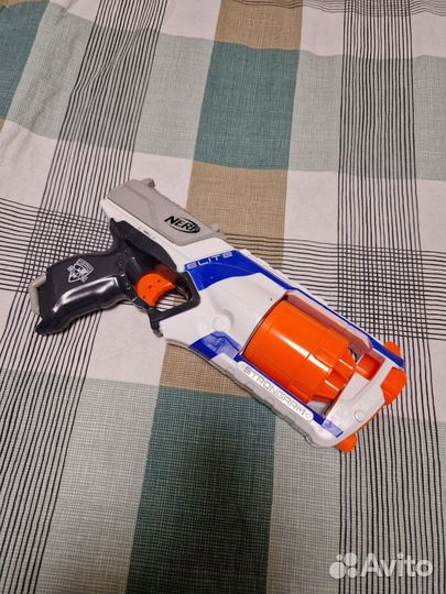 Nerf Strongarm