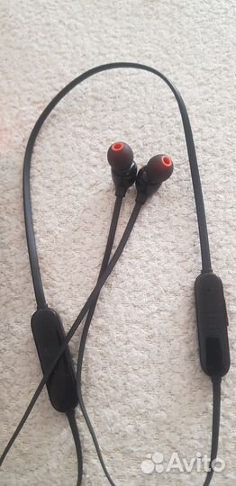 Беспроводные наушники jbl