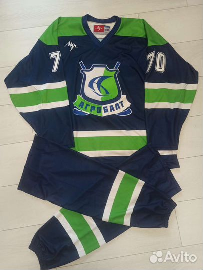 Хоккейная майка и гамаши 52р