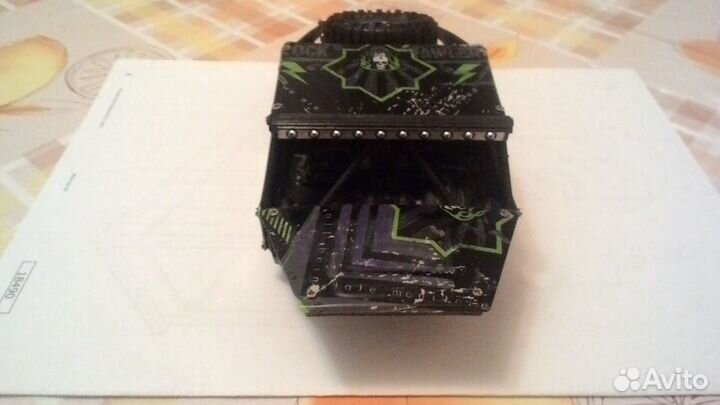 Машина на радиоуправлении кузов (на запчасти)