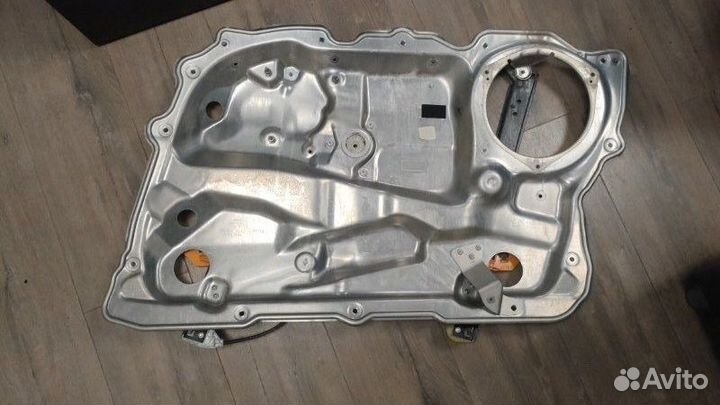 Стеклоподъемник передний правый Audi A8 D3 6.0 BHT