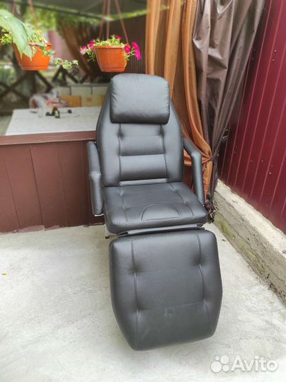 Косметологическое кресло кушетка