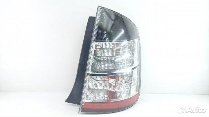 Стоп правый Toyota Prius NHW20