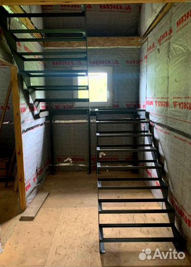 Лестницы г-образные