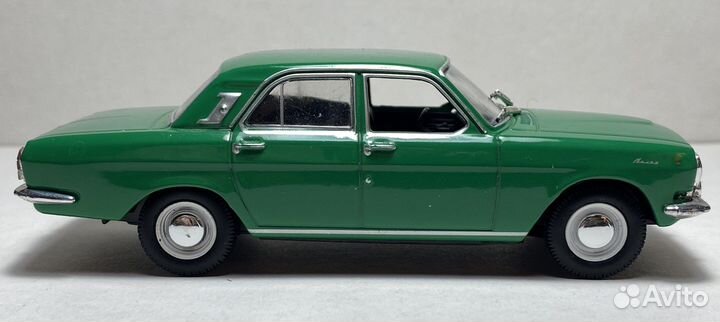 Модель автомобиля газ-24 Волга
