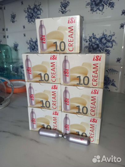 ISi Кремер-сифон Gourmet Whip 1л + 72 баллончика