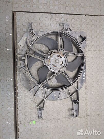 Вентилятор радиатора Opel Vivaro, 2010