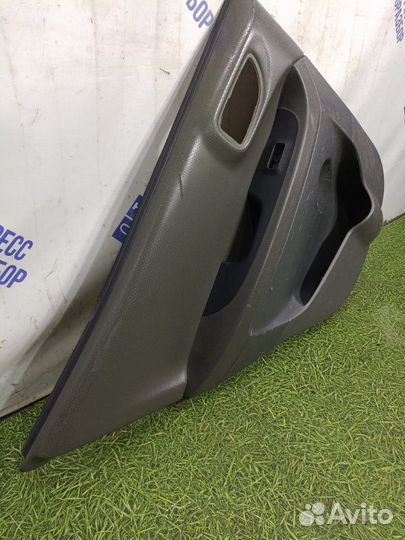 Дверная карта задняя левая Hyundai Santa Fe