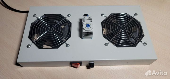 Вентиляционный модуль с термостатом