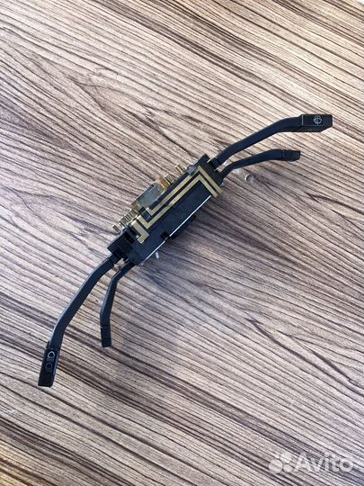 Подpулeвой пepеключатель Аudi 80