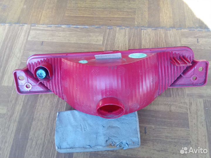 Фонарь задний