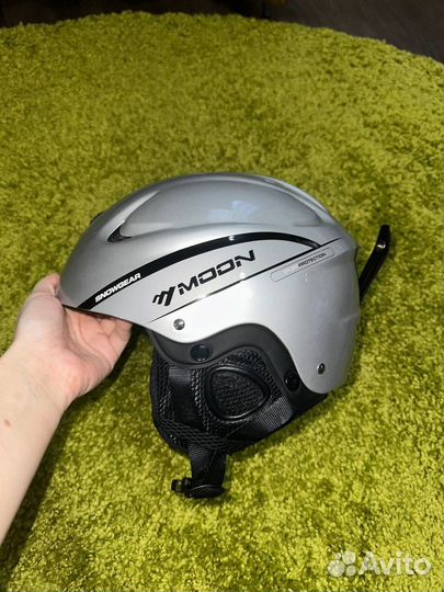 Шлем горнолыжный