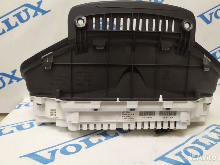 Панель приборов TFT Volvo XC60 2014- Дизель