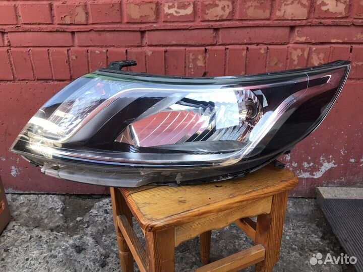 Фары кио рио 3