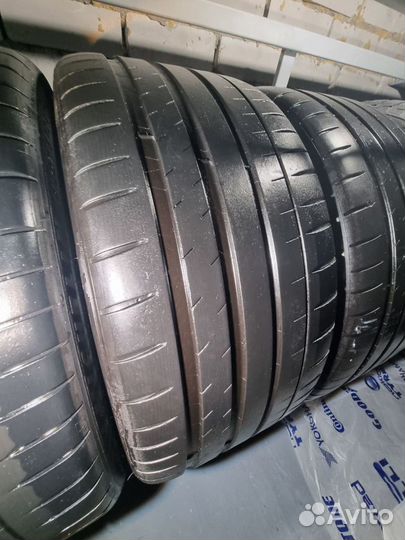 Michelin Pilot Sport 4 S 265/35 R21