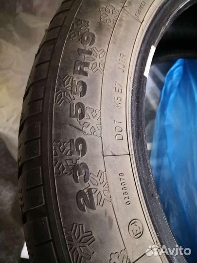 Dunlop SP Winter Sport 235/55 R19 и 255/50 R19