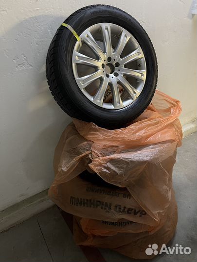 Комплект колес r20