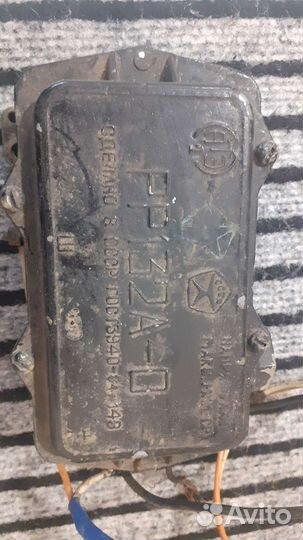 Регулятор напряжения