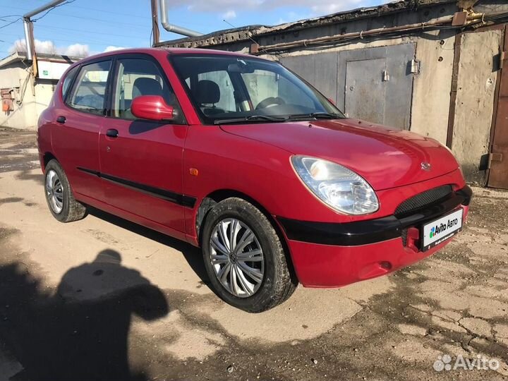 Daihatsu Sirion 1.0 МТ, 2000, 280 000 км