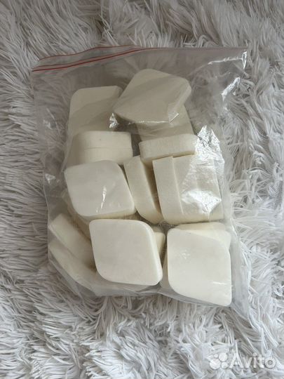 Спонжи для макияжа