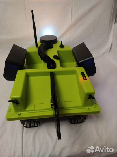 Прикормочный кораблик для рыбалки с gps D19