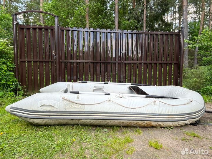 Лодка Akila Flint 300