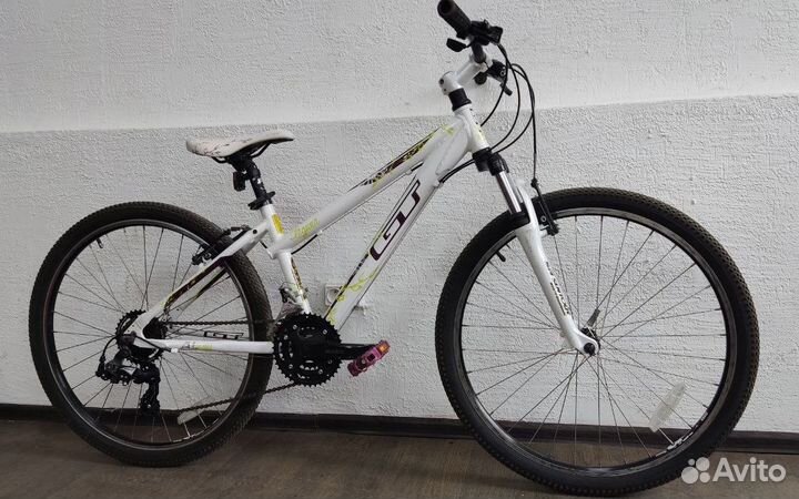 Женский велосипед GT Laguna 26 (Alumin/Shimano)