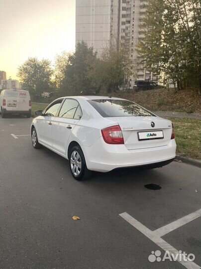 Skoda Rapid 1.6 AT, 2016, 269 000 км