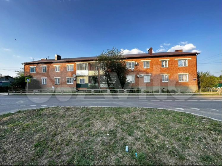Комната 11 м² в 3-к., 1/2 эт.
