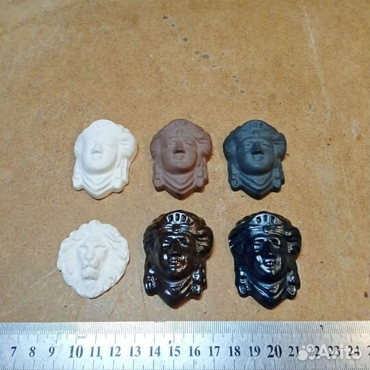 Настенные часы Деталь из гипса на корону