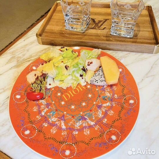 Набор посуды для сервировки (тарелок) Dior