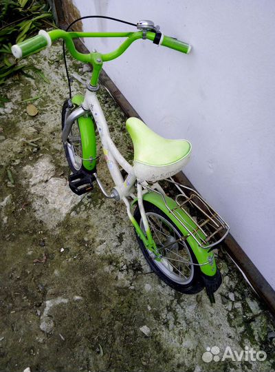 Велосипед детский лет 4х
