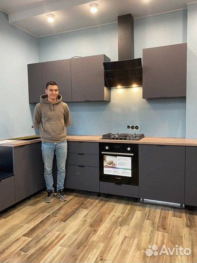 Кухня на заказ угловая кухонный гарнитур